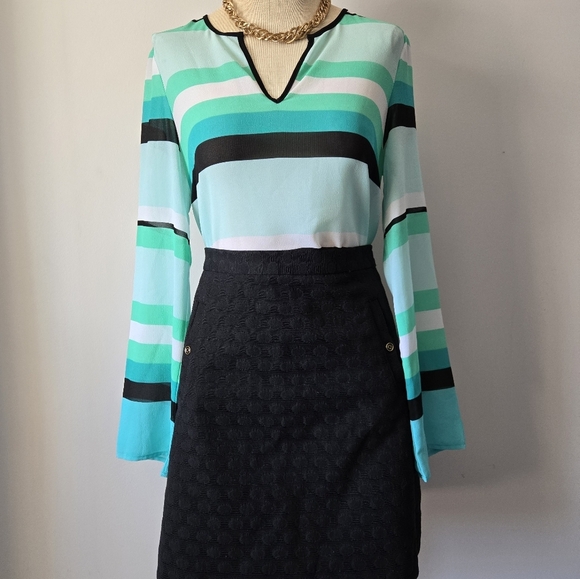 Michael Kors Semi Sheer Green, White And Black Striped Tunic Blouse. Size Small - Picture 10 of 13